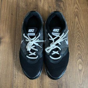 Nike Women's Black & Gray Training Sneakers Size 9